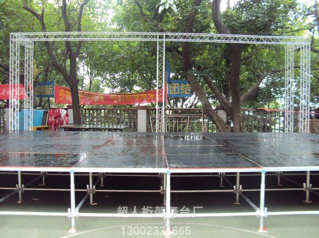 活動(dòng)舞臺(tái)展示